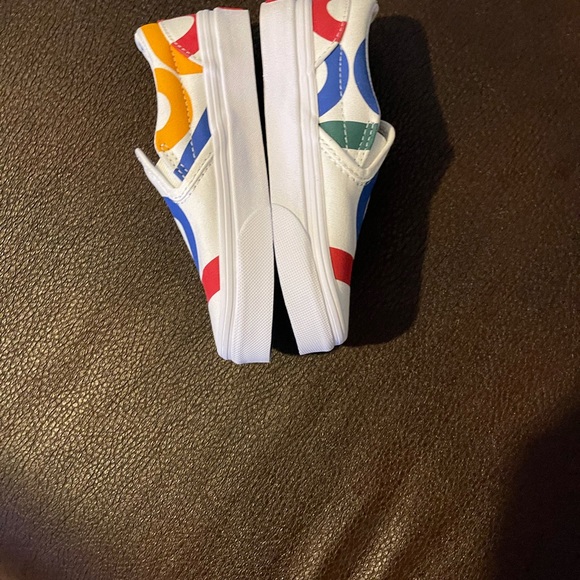 Brand New Vans Size 10.5c - Picture 3 of 5